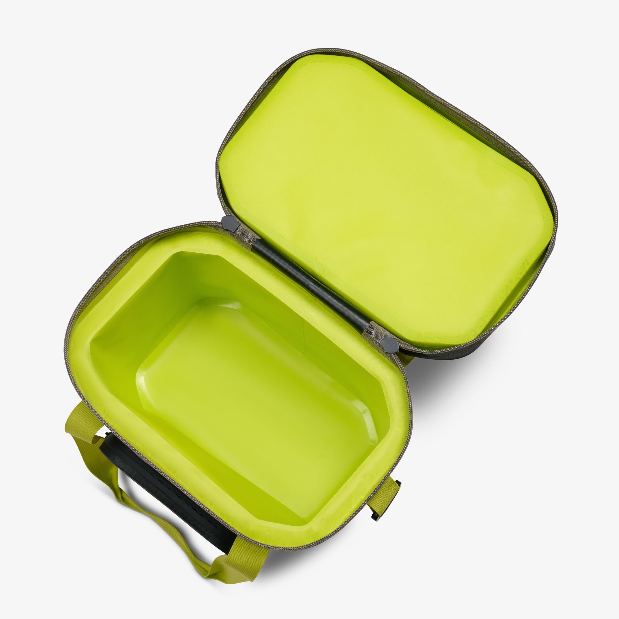 Trailmate® 18-Can Cooler Bag - Jet Carbon - Open View